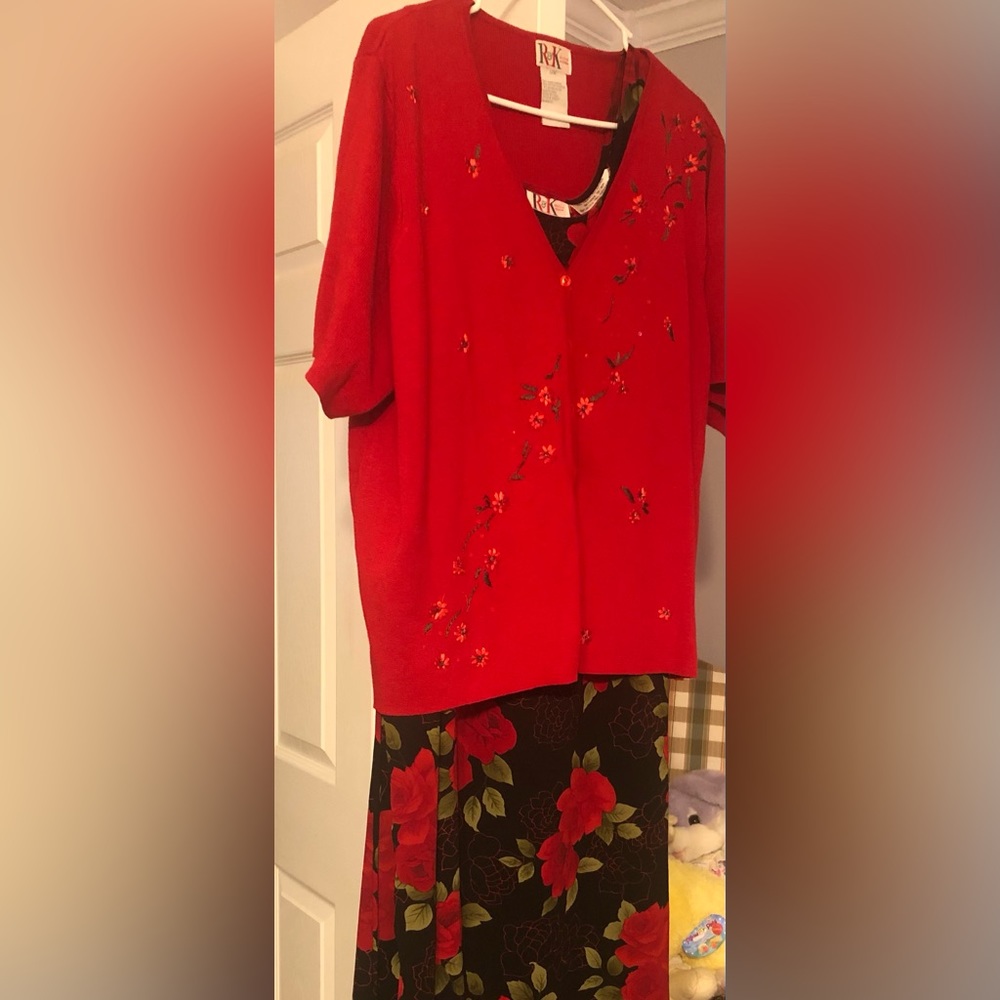 R&K Original Woman sweater/dress set